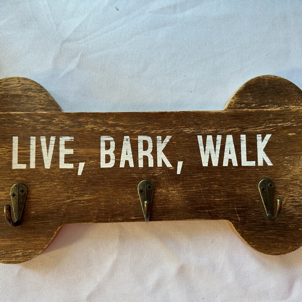 Dog leash wall mounted hook